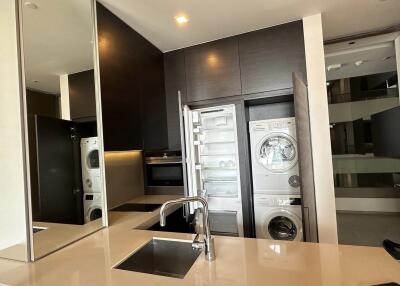 For RENT : Saladaeng One / 1 Bedroom / 1 Bathrooms / 50 sqm / 45000 THB [10719185]