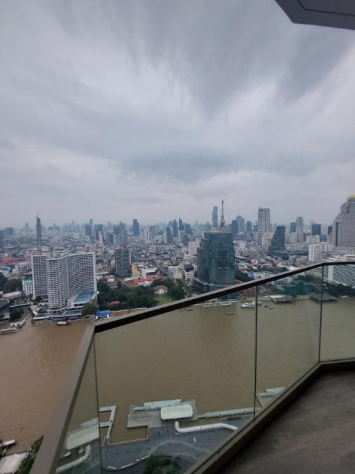 For RENT : Magnolias Waterfront Residences / 1 Bedroom / 1 Bathrooms / 66 sqm / 55000 THB [R11553]