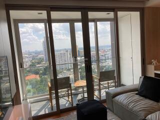 For RENT : Ashton Morph 38 / 2 Bedroom / 2 Bathrooms / 72 sqm / 56500 THB [9710482]