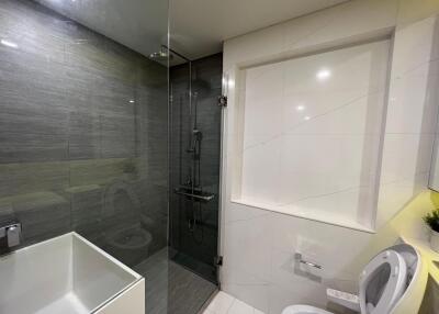 For RENT : Siamese Exclusive Sukhumvit 31 / 1 Bedroom / 1 Bathrooms / 71 sqm / 55000 THB [9986990]