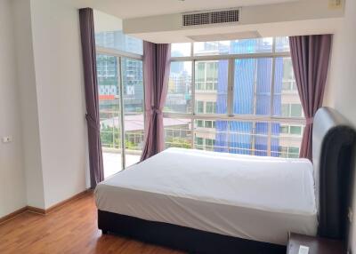 For RENT : The Capital Sukhumvit 30/1 / 2 Bedroom / 2 Bathrooms / 140 sqm / 57000 THB [R10623]