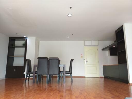 For RENT : The Capital Sukhumvit 30/1 / 2 Bedroom / 2 Bathrooms / 140 sqm / 57000 THB [R10623]