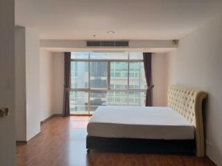 For RENT : The Capital Sukhumvit 30/1 / 2 Bedroom / 2 Bathrooms / 140 sqm / 57000 THB [R10623]