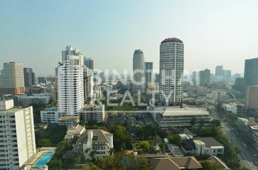 For RENT : Quattro by Sansiri / 1 Bedroom / 1 Bathrooms / 56 sqm / 58000 THB [3822623]