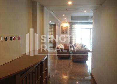 For RENT : Royal Castle / 3 Bedroom / 3 Bathrooms / 161 sqm / 58000 THB [4319609]