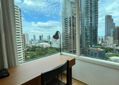 For RENT : 39 by Sansiri / 2 Bedroom / 2 Bathrooms / 81 sqm / 68000 THB [3877823]