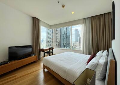 For RENT : 39 by Sansiri / 2 Bedroom / 2 Bathrooms / 81 sqm / 68000 THB [3877823]