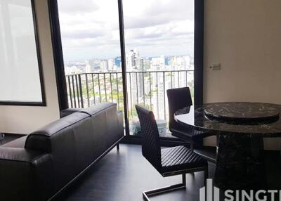 For RENT : Edge Sukhumvit 23 / 2 Bedroom / 2 Bathrooms / 63 sqm / 46000 THB [8300164]