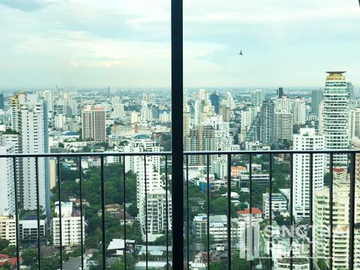 For RENT : Edge Sukhumvit 23 / 2 Bedroom / 2 Bathrooms / 63 sqm / 46000 THB [8300164]