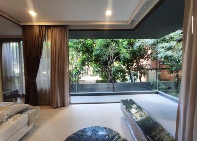 For RENT : FYNN Sukhumvit 31 / 2 Bedroom / 2 Bathrooms / 80 sqm / 59000 THB [8913670]