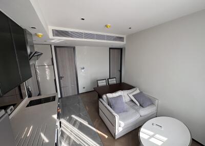 For RENT : The Reserve Sukhumvit 61 / 2 Bedroom / 1 Bathrooms / 48 sqm / 48000 THB [R11338]