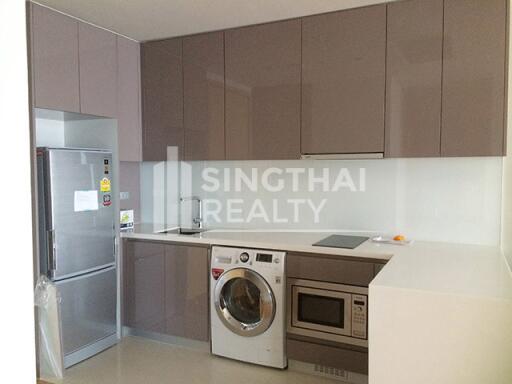 For RENT : Hyde Sukhumvit 13 / 2 Bedroom / 2 Bathrooms / 75 sqm / 60000 THB [2360453]