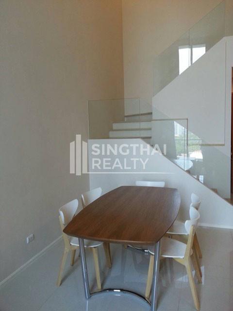 For RENT : Villa Asoke / 2 Bedroom / 2 Bathrooms / 92 sqm / 60000 THB [3011102]