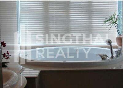 For RENT : The Bangkok Sukhumvit 43 / 2 Bedroom / 2 Bathrooms / 122 sqm / 60000 THB [3599468]