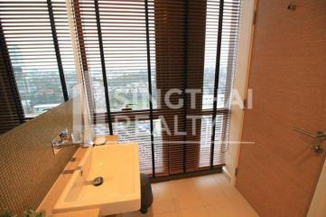 For RENT : The Lofts Ekkamai / 2 Bedroom / 2 Bathrooms / 76 sqm / 60000 THB [3917537]