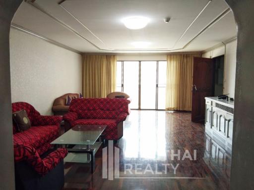 For RENT : Regent on the Park 1 / 3 Bedroom / 3 Bathrooms / 251 sqm / 60000 THB [5464544]