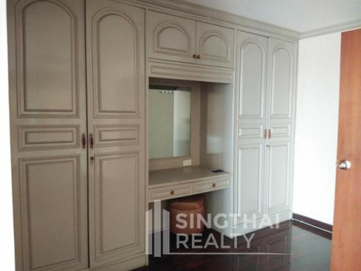 For RENT : Regent on the Park 1 / 3 Bedroom / 3 Bathrooms / 251 sqm / 60000 THB [5464544]