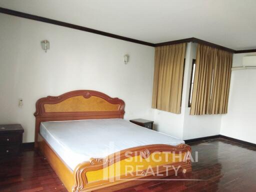 For RENT : Regent on the Park 1 / 3 Bedroom / 3 Bathrooms / 251 sqm / 60000 THB [5464523]