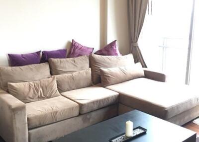 For RENT : Quattro by Sansiri / 1 Bedroom / 1 Bathrooms / 56 sqm / 60000 THB [5696147]