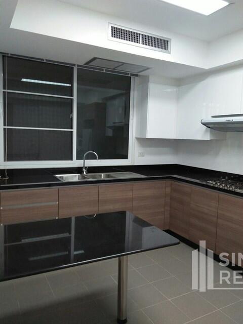 For RENT : Villa Insaf / 3 Bedroom / 2 Bathrooms / 221 sqm / 60000 THB [6184998]