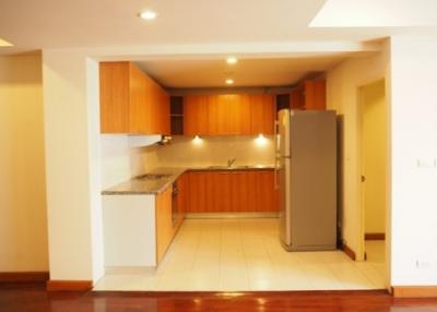 For RENT : Nagara Mansion / 3 Bedroom / 3 Bathrooms / 201 sqm / 60000 THB [6323852]