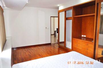 For RENT : Baan Piyabutr / 3 Bedroom / 3 Bathrooms / 241 sqm / 60000 THB [6360800]