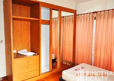 For RENT : Baan Piyabutr / 3 Bedroom / 3 Bathrooms / 241 sqm / 60000 THB [6360800]