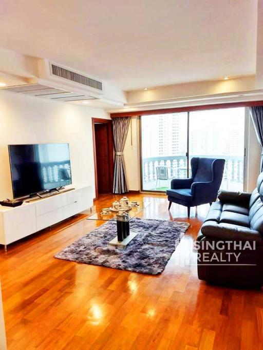 For RENT : Royal Castle / 3 Bedroom / 2 Bathrooms / 166 sqm / 60000 THB [6375256]