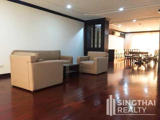 For RENT : Regent on the Park 1 / 3 Bedroom / 3 Bathrooms / 251 sqm / 60000 THB [6587950]