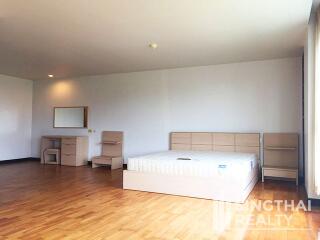 For RENT : Avenue 61 / 2 Bedroom / 2 Bathrooms / 191 sqm / 60000 THB [6816100]