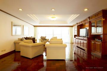 For RENT : Sethiwan Mansion Sukhumvit 49 / 2 Bedroom / 3 Bathrooms / 151 sqm / 60000 THB [7600124]