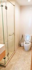 For RENT : Wind Sukhumvit 23 / 3 Bedroom / 2 Bathrooms / 103 sqm / 60000 THB [7667995]
