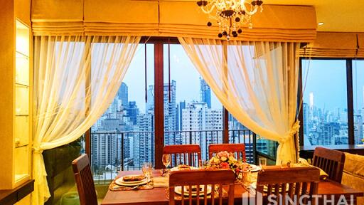 For RENT : The Emporio Place / 2 Bedroom / 2 Bathrooms / 106 sqm / 60000 THB [7686829]