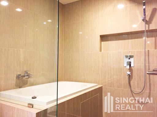 For RENT : Downtown Forty Nine / 2 Bedroom / 2 Bathrooms / 82 sqm / 60000 THB [7939611]