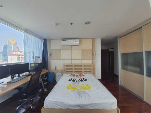 For RENT : Urbana Langsuan / 3 Bedroom / 3 Bathrooms / 171 sqm / 60000 THB [7950275]