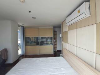 For RENT : Urbana Langsuan / 3 Bedroom / 3 Bathrooms / 171 sqm / 60000 THB [7950275]