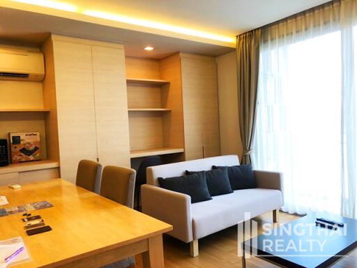 For RENT : Via Botani / 2 Bedroom / 2 Bathrooms / 75 sqm / 60000 THB [7985422]