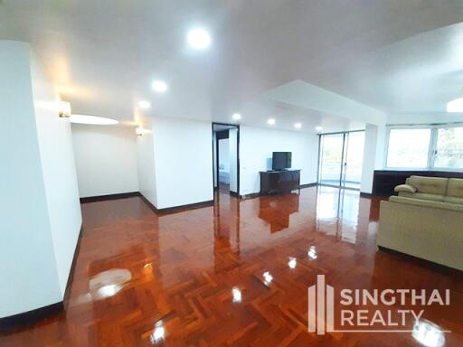 For RENT : Kanta Mansion / 3 Bedroom / 3 Bathrooms / 266 sqm / 60000 THB [8007662]