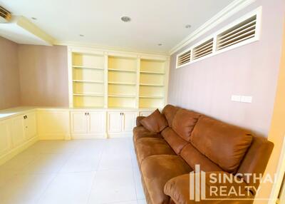 For RENT : Premier Condominium / 3 Bedroom / 3 Bathrooms / 229 sqm / 60000 THB [8223558]