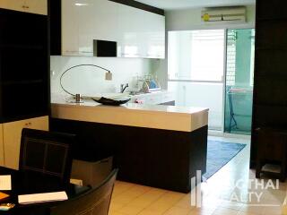 For RENT : Kiarti Thanee City Mansion / 3 Bedroom / 3 Bathrooms / 196 sqm / 60000 THB [8371092]