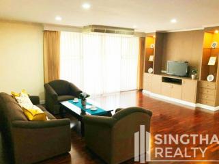 For RENT : D.S. Tower 1 Sukhumvit 33 / 2 Bedroom / 2 Bathrooms / 200 sqm / 60000 THB [8783098]