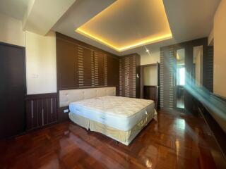 For RENT : Grand Ville House 1 / 3 Bedroom / 4 Bathrooms / 225 sqm / 60000 THB [8797067]