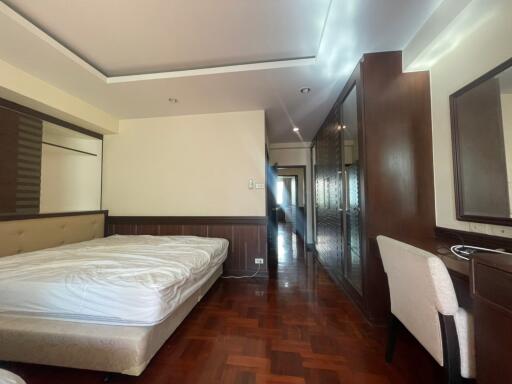 For RENT : Grand Ville House 1 / 3 Bedroom / 4 Bathrooms / 225 sqm / 60000 THB [8797067]