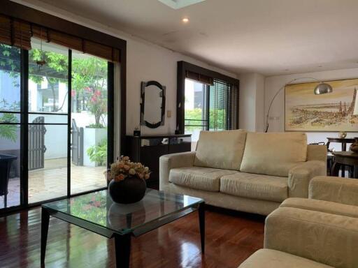 For RENT : Kiarti Thanee City Mansion / 3 Bedroom / 2 Bathrooms / 195 sqm / 60000 THB [9309214]