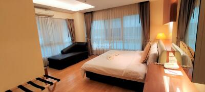 For RENT : 42 Grand Residence / 2 Bedroom / 2 Bathrooms / 130 sqm / 60000 THB [9415884]