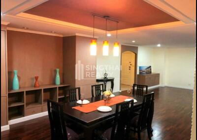 For RENT : D.S. Tower 1 Sukhumvit 33 / 2 Bedroom / 2 Bathrooms / 200 sqm / 60000 THB [9870313]