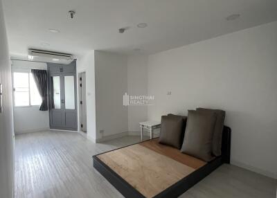 For RENT : Fifty Fifth Tower / 3 Bedroom / 3 Bathrooms / 196 sqm / 60000 THB [10049743]