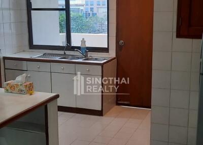 For RENT : Windsor Tower / 4 Bedroom / 3 Bathrooms / 310 sqm / 60000 THB [R10048]