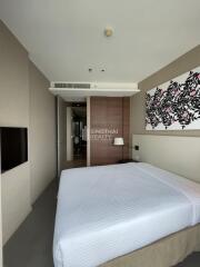 For RENT : The River / 2 Bedroom / 2 Bathrooms / 78 sqm / 60000 THB [R10375]