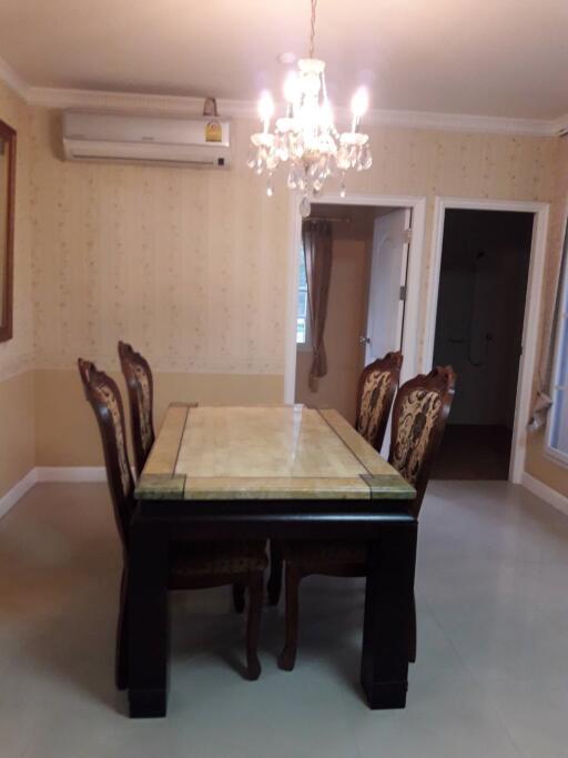 For RENT : M.P.K. / 2 Bedroom / 2 Bathrooms / 155 sqm / 60000 THB [7036888]